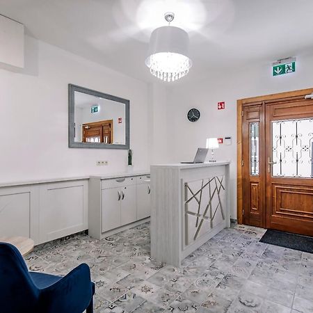 Soho Apartmanház Gyor Ngoại thất bức ảnh