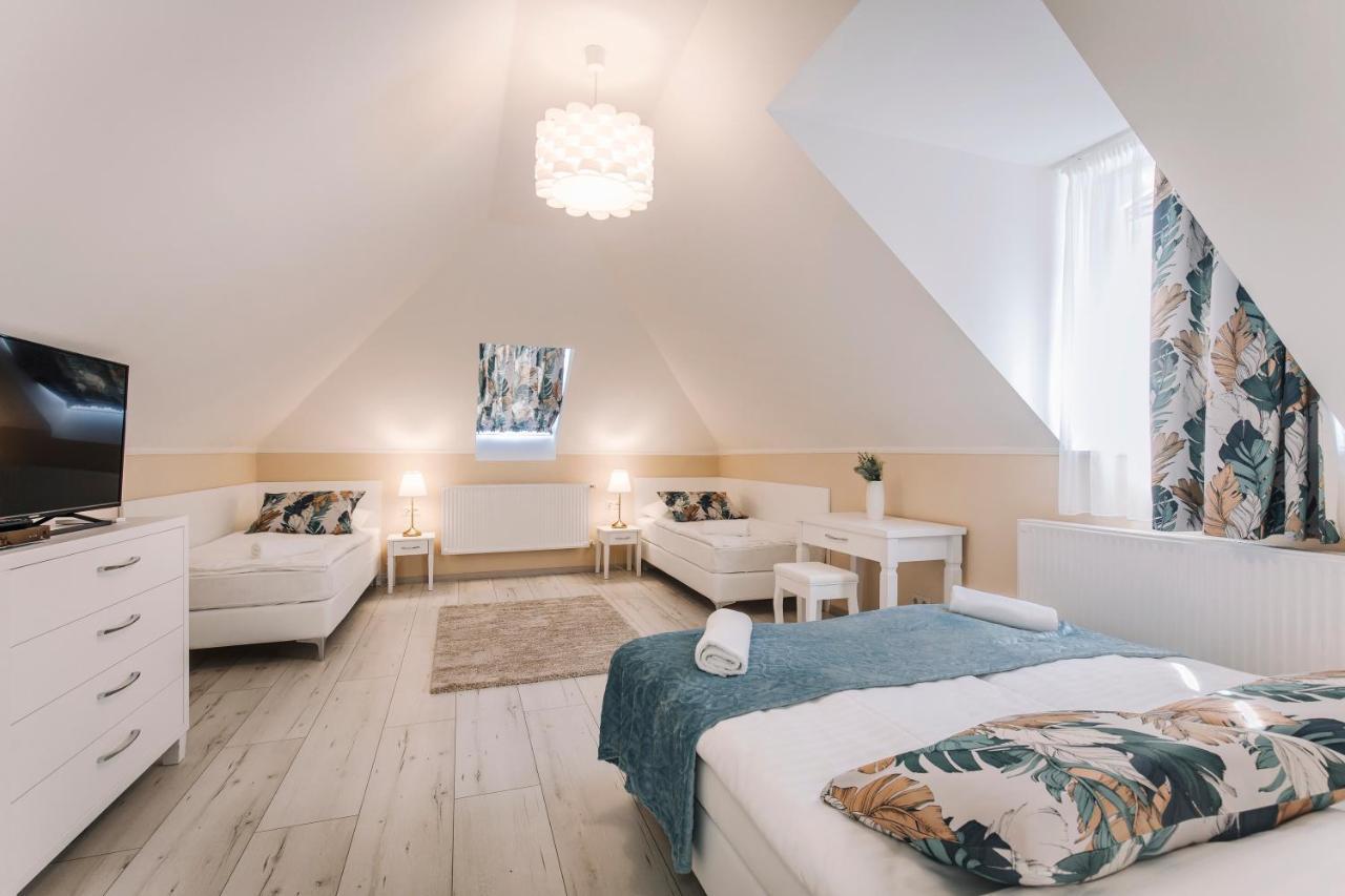 Soho Apartmanház Gyor Ngoại thất bức ảnh