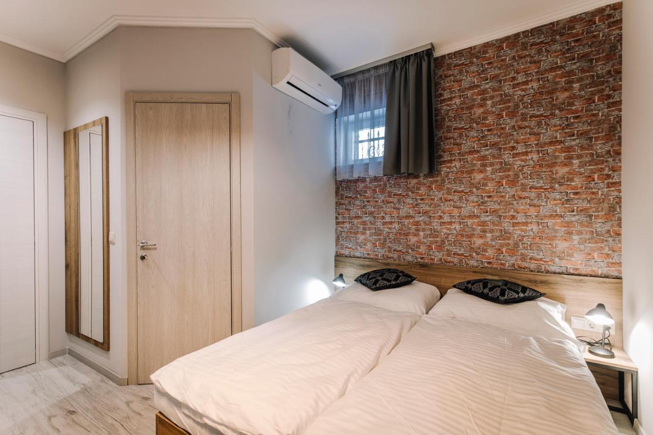 Soho Apartmanház Gyor Ngoại thất bức ảnh