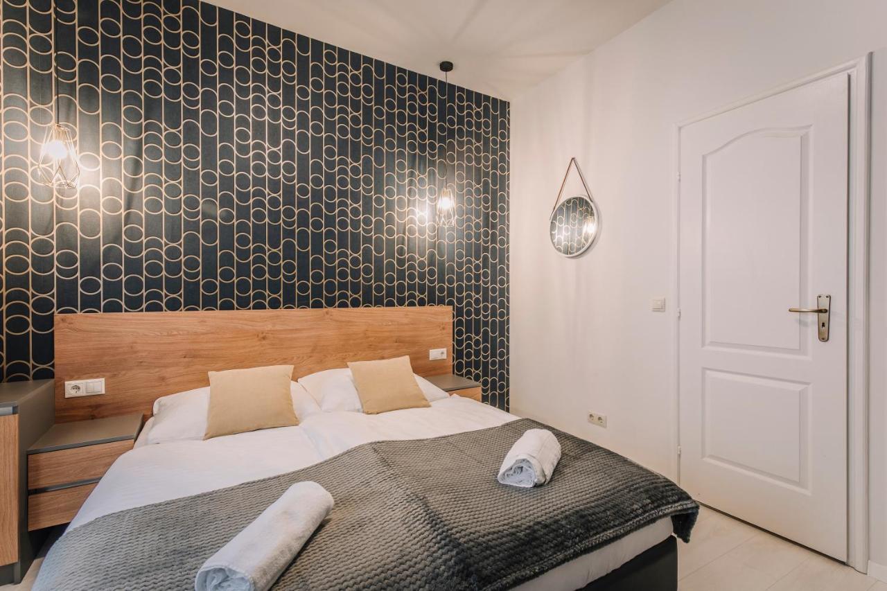 Soho Apartmanház Gyor Ngoại thất bức ảnh