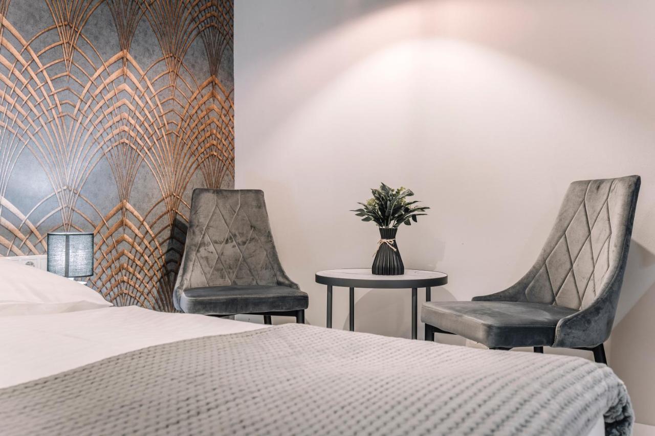 Soho Apartmanház Gyor Ngoại thất bức ảnh
